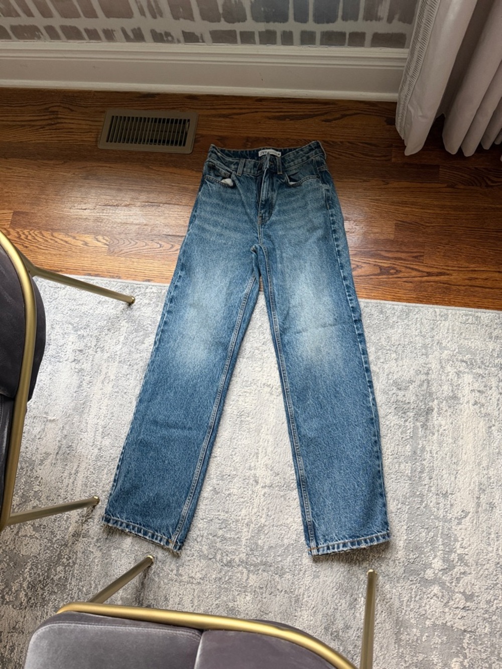 Zara Light Blue Straight-Leg Women’s Jeans